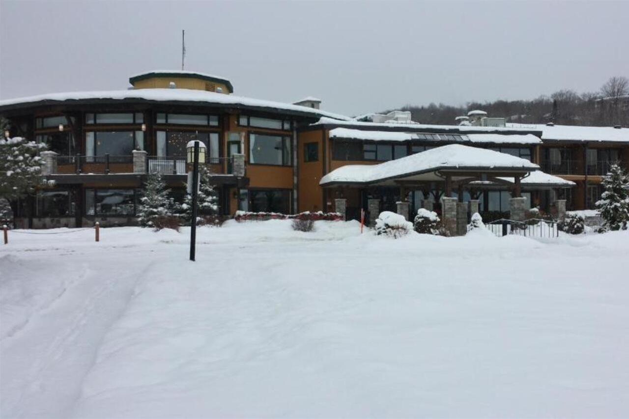 Le Manoir Du Lac Delage Стоунхем Екстериор снимка