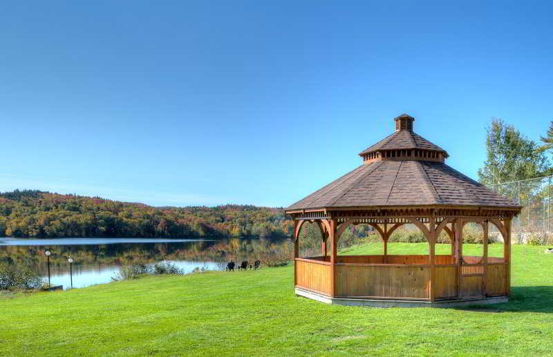 Le Manoir Du Lac Delage Стоунхем Екстериор снимка