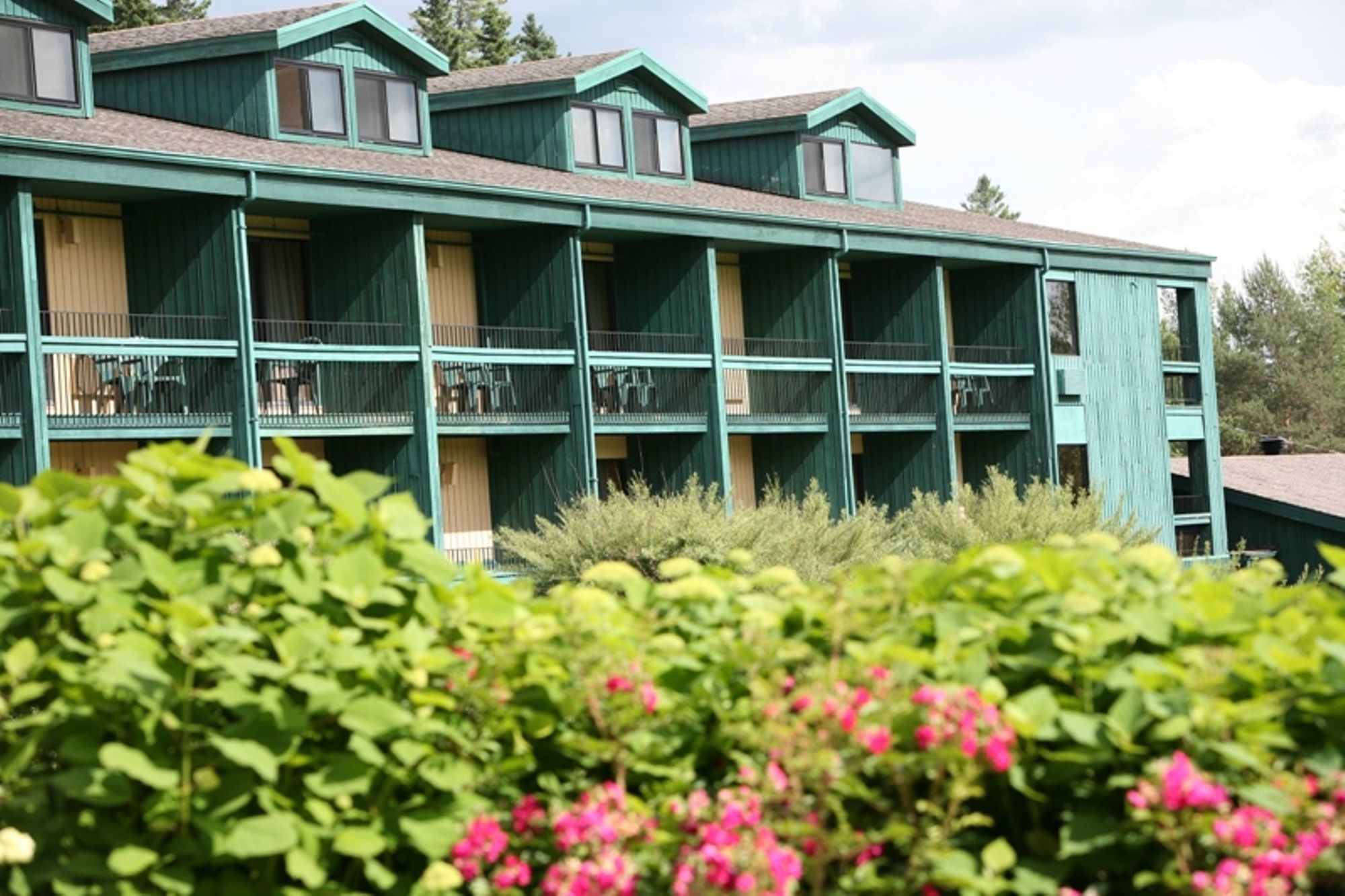 Le Manoir Du Lac Delage Стоунхем Екстериор снимка